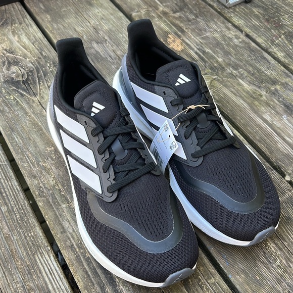 Adidas Men's Pureboost 5 Sneakers NIB - Picture 2 of 7